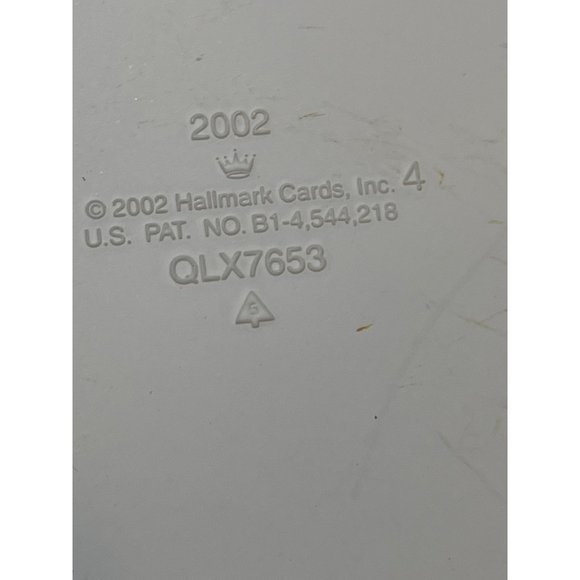 2002 Hallmark Ornament COUNTRY CHURCH Candlelight Services #5 - Picture 8 of 9